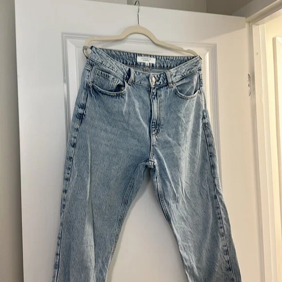 Dynamite High Rise Light Blue Jeans - Picture 2 of 10